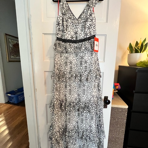 COLETTE RUFFLE GOWN BY ML MONIQUE LHUILLIER NWT - Picture 4 of 6